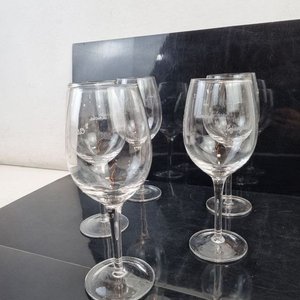 Set de 5 Copas de Vino de Cristal con Grabado 'Lucia' - imagen 4
