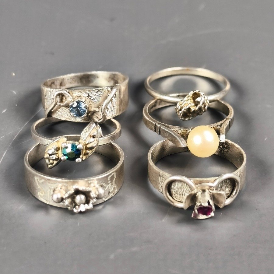 Item 16340 - Image 0