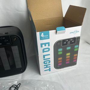 Parlante Bluetooth "EQ Light" con Radio y Luces LED - imagen 6