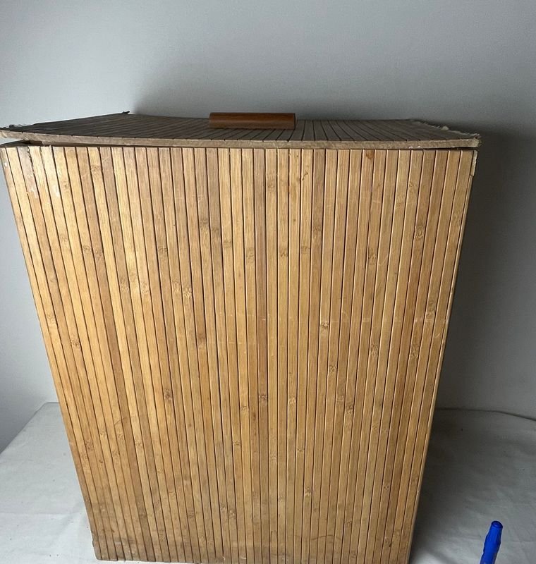 Canasto para Ropa Sucia de Bambú o Madera
