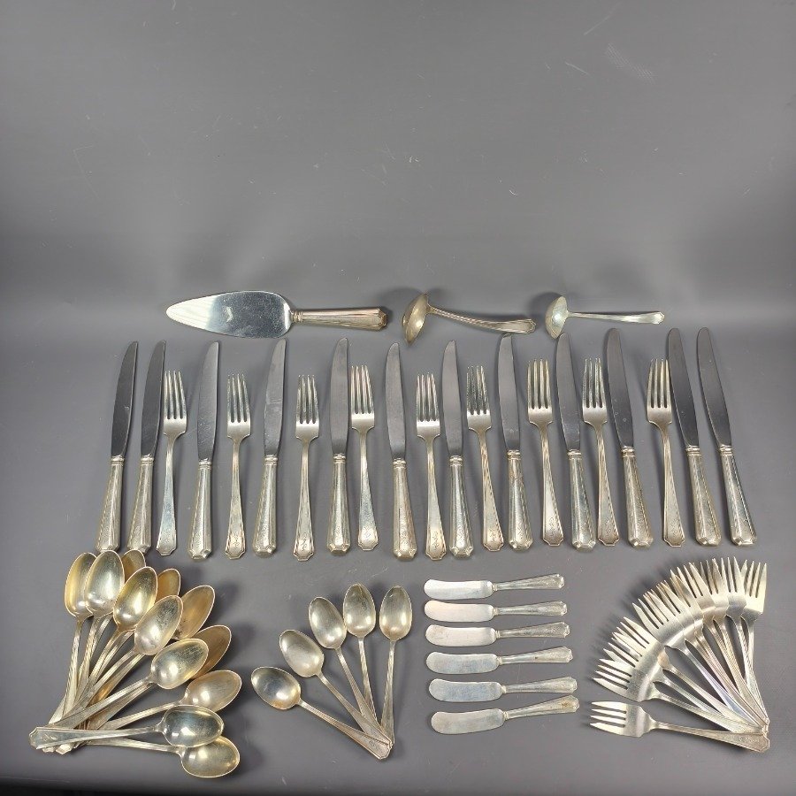 Item 18550 - Image 0