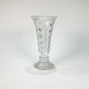 Lote anterior: Florero de Cristal Tallado y Facetado, Cuerpo Cónico