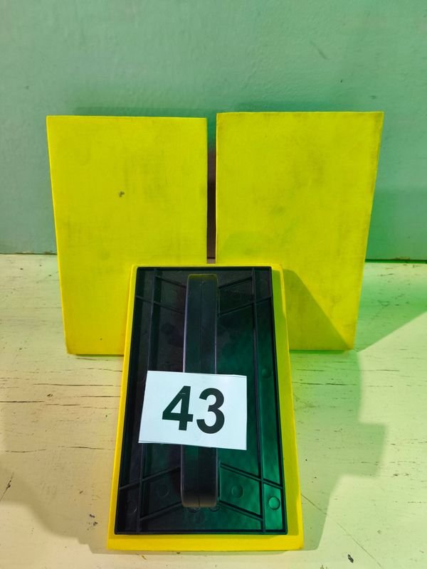 Item 885098 - Image 1