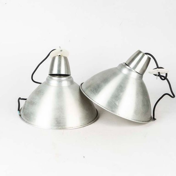 Par de Lámparas Colgantes Industriales de Aluminio Esmaltado - imagen 1