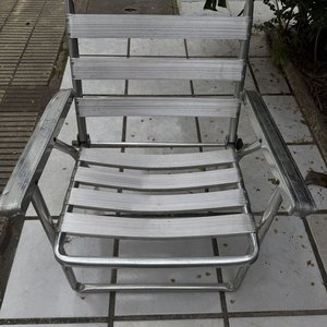 Silla Plegable de Aluminio Plateada - imagen 2