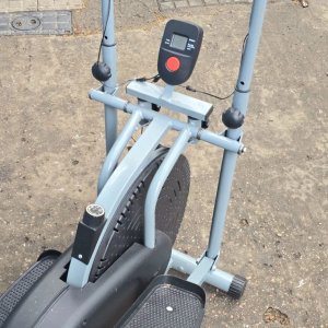 Elíptica de Gimnasio Gris y Negra - imagen 2