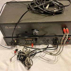Lote de dos componentes modulares de audio vintage de la marca japonesa JVC. - imagen 2