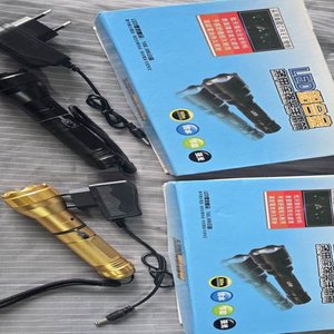 Lote anterior: Linternas Tácticas LED Recargables Doradas y Negras con Cargador