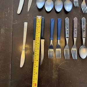 Lote de Cubiertos: Tenedores, Cuchillos y Cucharas Variados - imagen 5