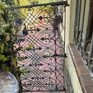 Lote siguiente: PORTON HIERRO FORJADO - VINTAGE
