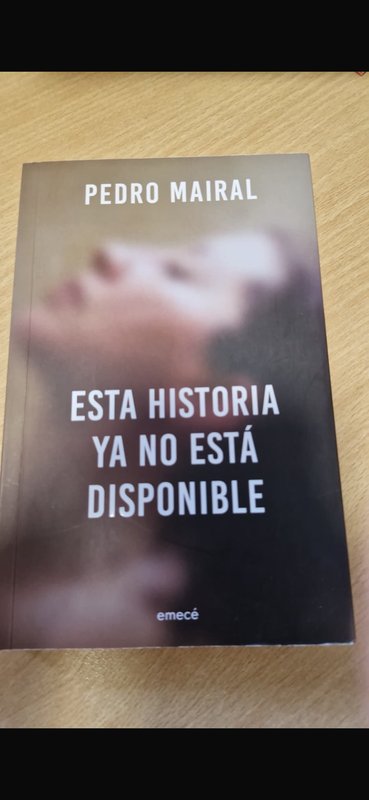 Lote siguiente: Libro: Esta Historia ya no está disponible