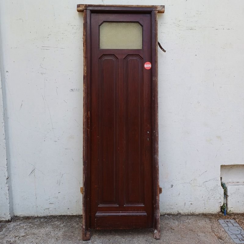 Puerta de tablero y vidrio con marco, completamente en cedro - imagen 4