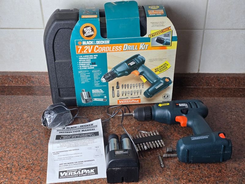 Taladro Inalámbrico Black & Decker 7.2V Cordless Drill Kit