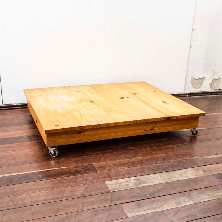 Item 2106669 - Image 0