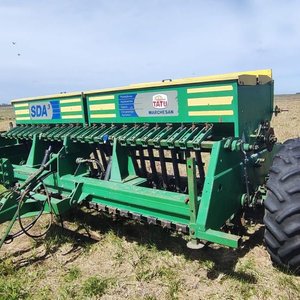 Sembradora Agrícola Super Tatu 23 Verde - imagen 3