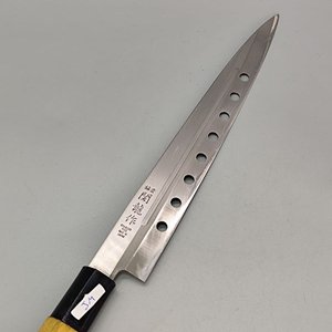 Cuchillo Profesional para Sushi Japonés, Hoja Larga Perforada de Acero Inoxidable y Mango de Madera - imagen 4