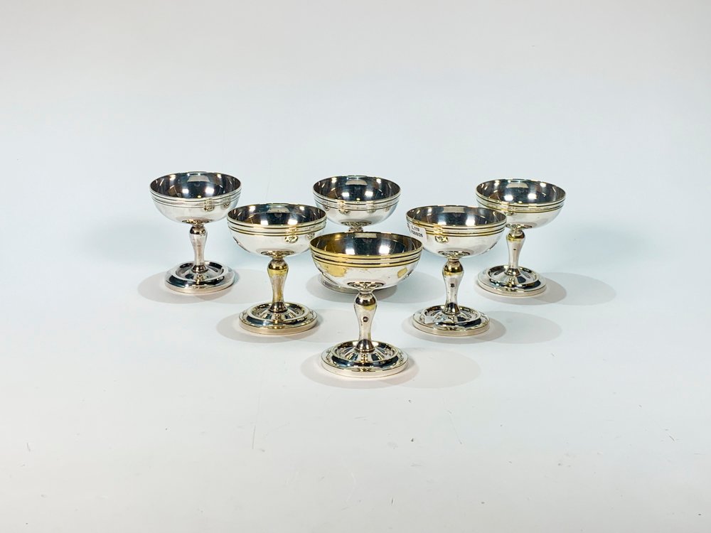 Seis Copas para Helados Vintage de Metal Cuádruple Plateado