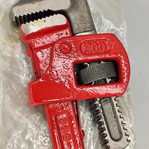 Llave de Caño Stilson Roja 12 Pulgadas - imagen 3