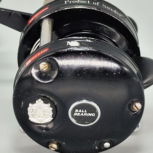 Reel Rotativo Abu Garcia 4600 C Black - Producto de Suecia - imagen 5