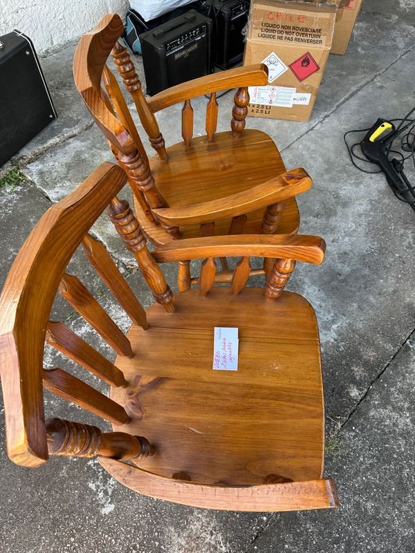 2 sillas madera macisas impecables estado - imagen 3