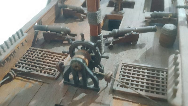 Maqueta de Alto Detalle de Fragata Inglesa con Cañones y Accesorios - imagen 5