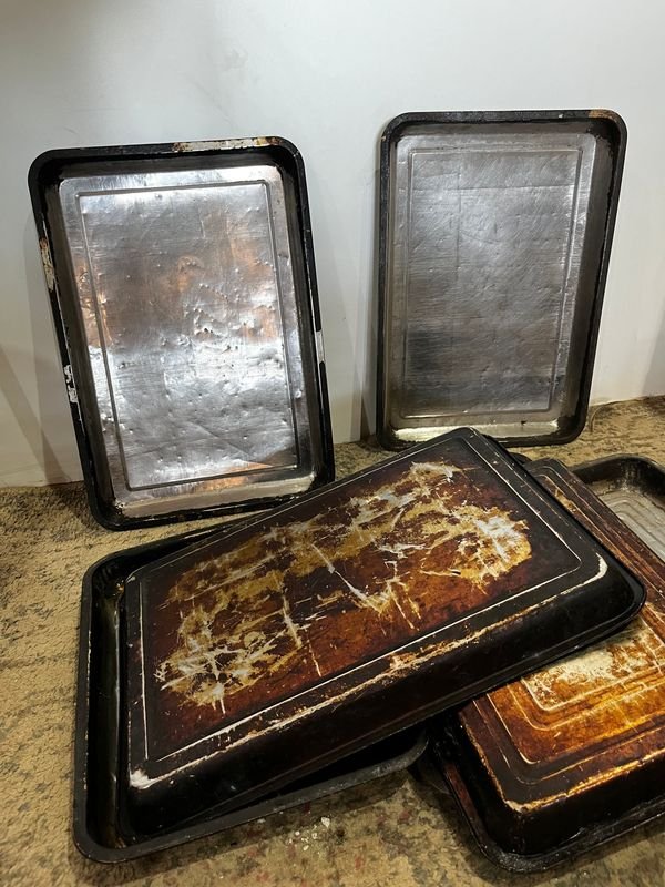 Platos de cocina metálicos en buen estado - imagen 4