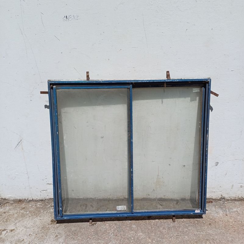 Ventana de aluminio con dos hojas corredizas - imagen 4