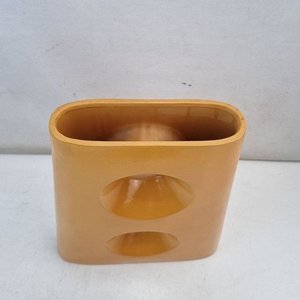Vaso Decorativo Diseño Mostaza con Aberturas Circulares - imagen 3