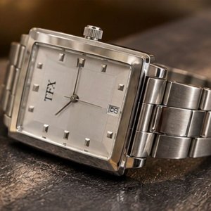 Reloj Bulova TFX Rectangular Acero Inoxidable con Estuche - imagen 3