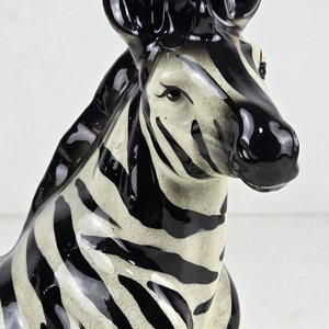 Figura de Cebra en Cerámica Decorativa - imagen 3