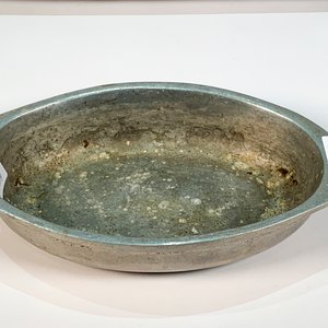 Juego de 2 piezas de peltre: centro oval y fuente rectangular con frutas - imagen 2