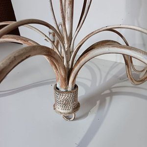 Araña de Hierro Estilo Rústico con Detalles de Cuerda - imagen 2