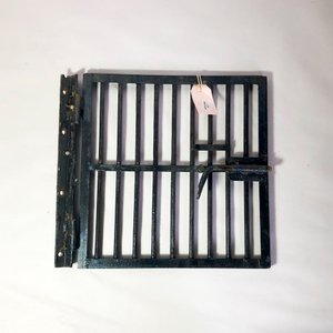 Lote anterior: Puerta de Hierro con Bisagra y Pasador - 40x40 cm