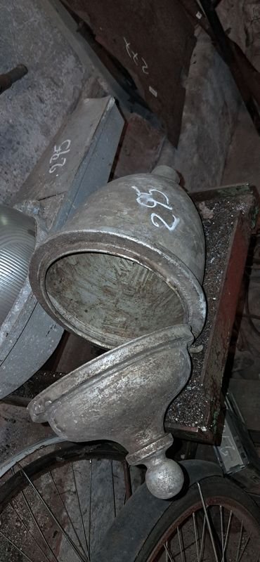 Item 880830 - Image 1