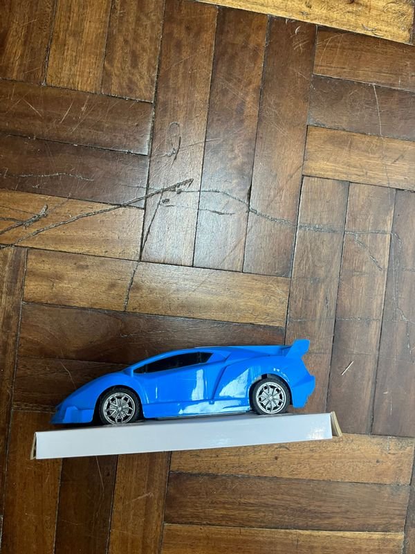 Lote siguiente: Coche a control remoto para niños