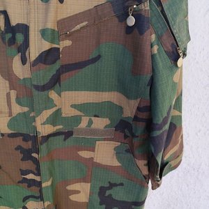 Mono Mameluco Militar Camuflado Woodland Talle Único - imagen 4