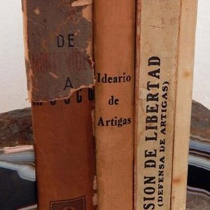 Lote de 4 Libros: De Montevideo a Moscú, Ideario de Artigas, Pasión de Libertad, Revisión al Revisionismo - imagen 3