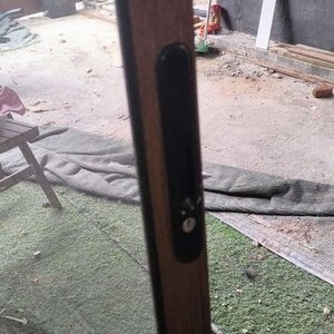 Puerta Doble Hoja con Mosquitero de Aluminio Color Madera - imagen 6