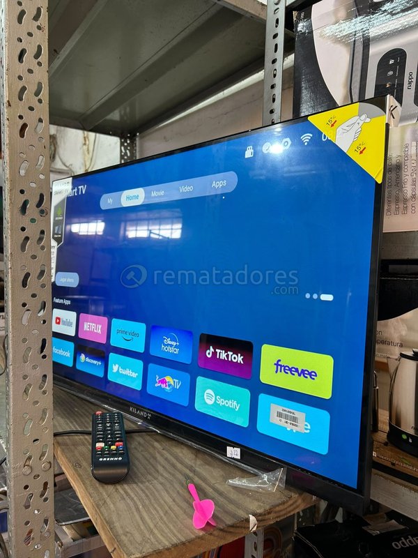 Smart TV KILAND 32 Pulgadas con Control Remoto - imagen 1