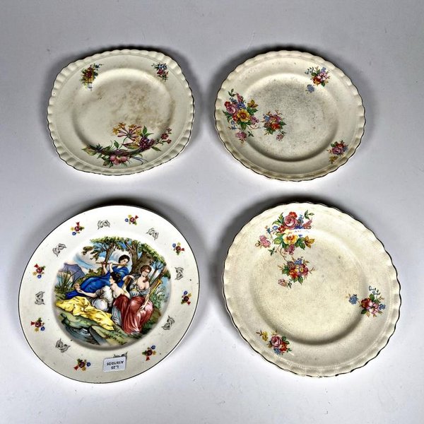 Lote de 4 Platos de Loza Inglesa y Lozur con Decoración Floral y Escena - imagen 1