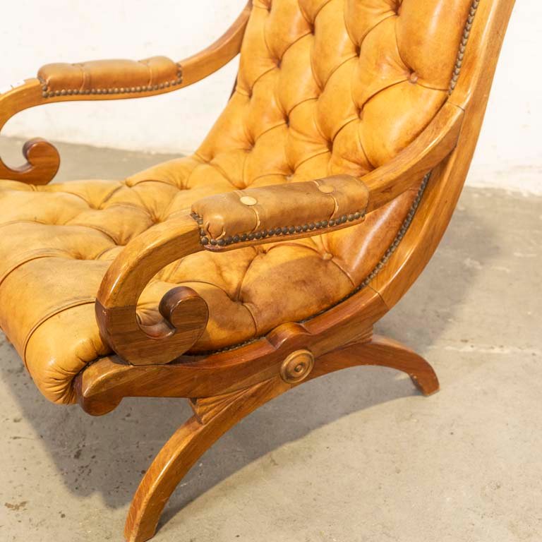 Silla inglesa de cuero con detalles en el lustre - imagen 2