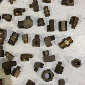 Lote de 40 Piezas de Conexiones de Bronce para Tuberías - imagen 3
