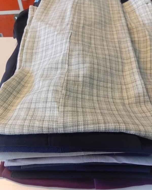Pantalones unisex en diferentes tallas y modelos - imagen 1