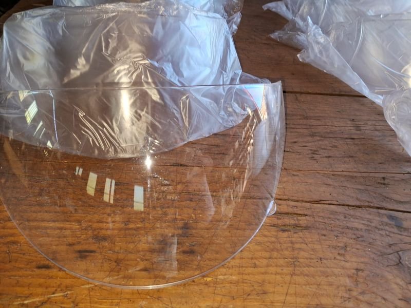 Lote anterior: Lotes de viseras de casco de moto acrílicas transparentes
