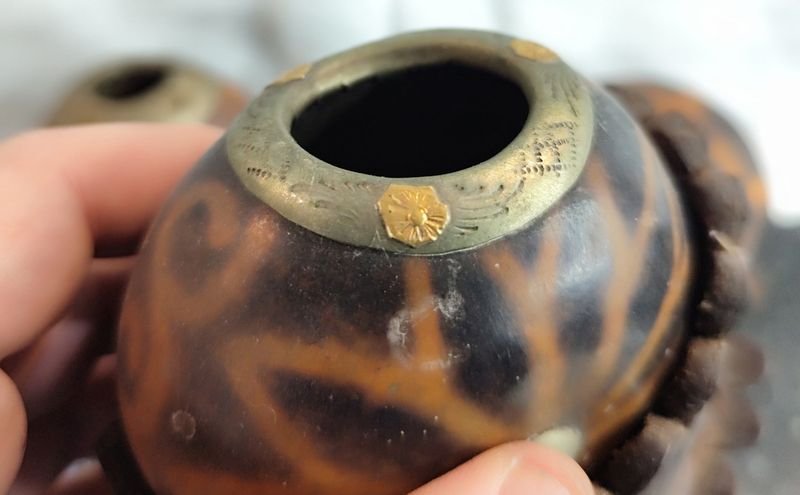 Vajilla de cerámica con detalles en oro - imagen 2