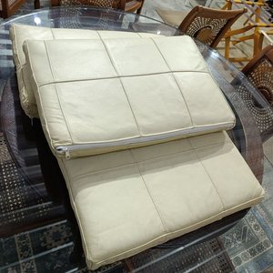 Almohadones Rectangulares de Cuero Beige (Set de 2) - imagen 3