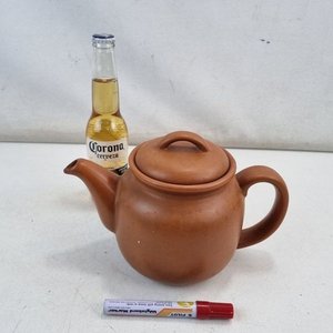 Tetera de Barro Terracota con Tapa - Diseño Rústico - imagen 2