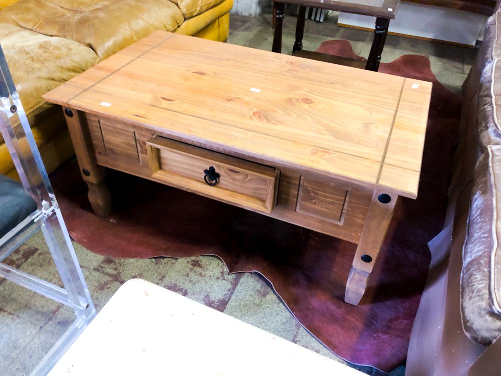 Mesa de Centro Rústica de Madera con Cajón