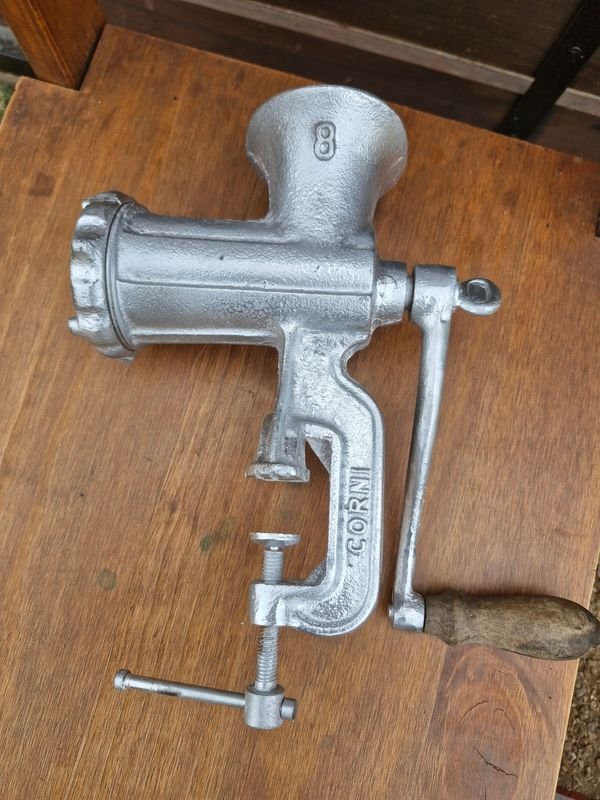 Item 889812 - Image 1