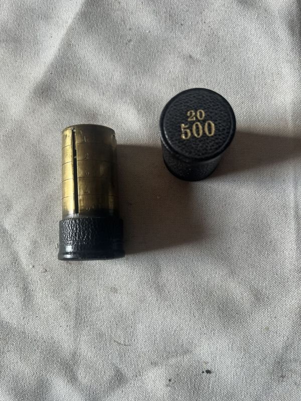 Porta monedas de bronce y cuero para 20 pesos - imagen 4